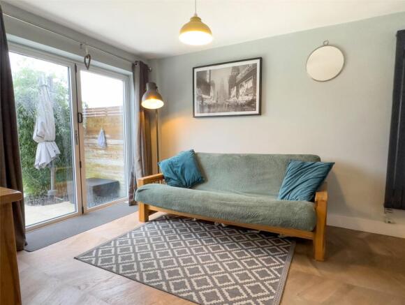 Snug/ Dining Room