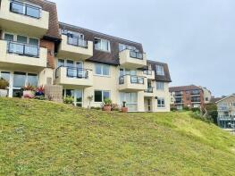 16, Overcombe Court, St John's Road, Bournemouth BH5 1EW