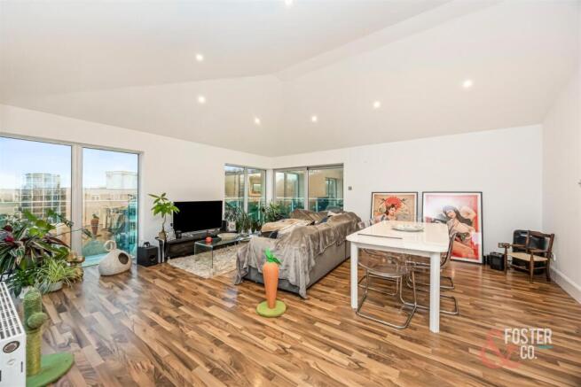 London Road, The Park Apartments, The South Pentho