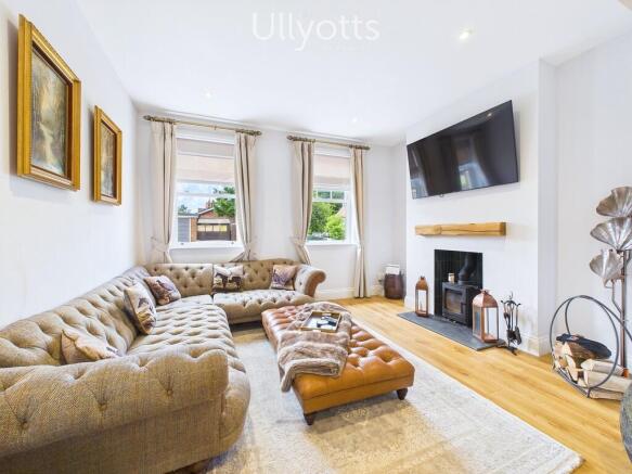 3 bed Semi-Detached to rent Image 5