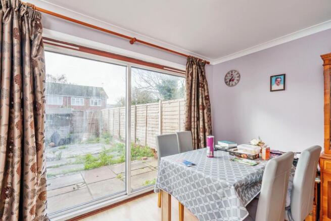 Lounge/Dining Room