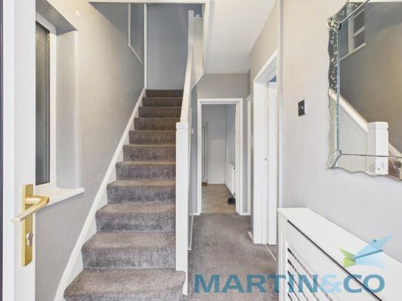 CAM01870G0-PR0196...