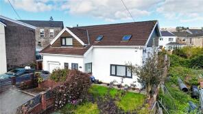 Dihewyd, Old Church Street, Cefn Coed, Merthyr Tydfil CF48 2RP