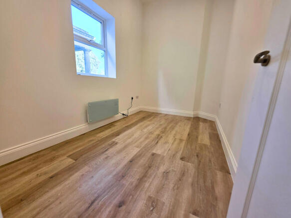 7e55fb4a-43cb-408...