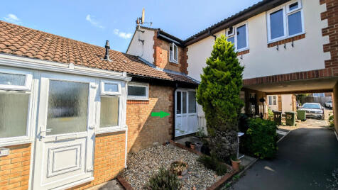 Cypress Road, Whitehill, Hampshire, GU35