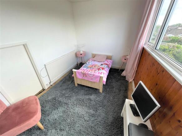 DRESSING ROOM/ STUDY