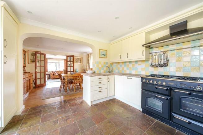 Kitchen/Dining Room