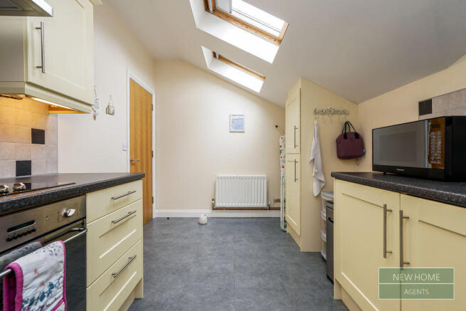 1 bed Flat for sale Image 5