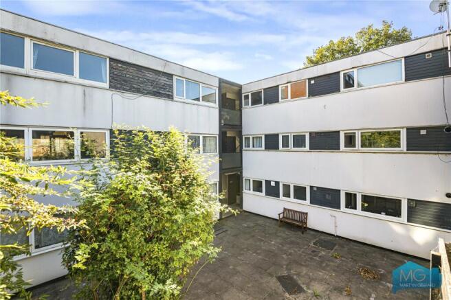 St. James's Lane, London, N10 – pohled 5