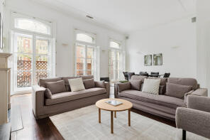 Flat 10, 228 230 Coleherne Mansions, Old Brompton Road, London SW5 0DB