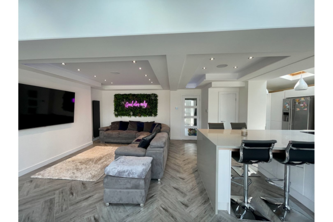Kitchen/Family Room