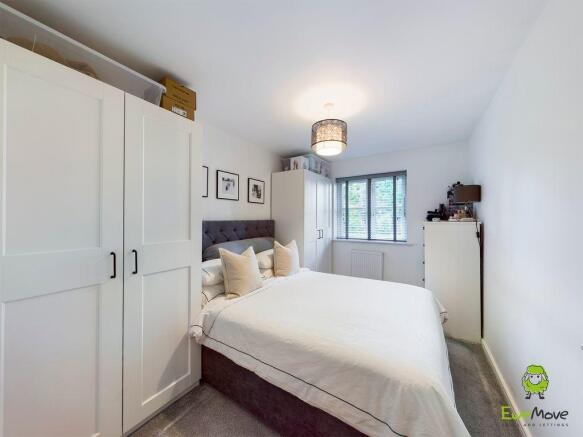 Bedroom 1 (Double)