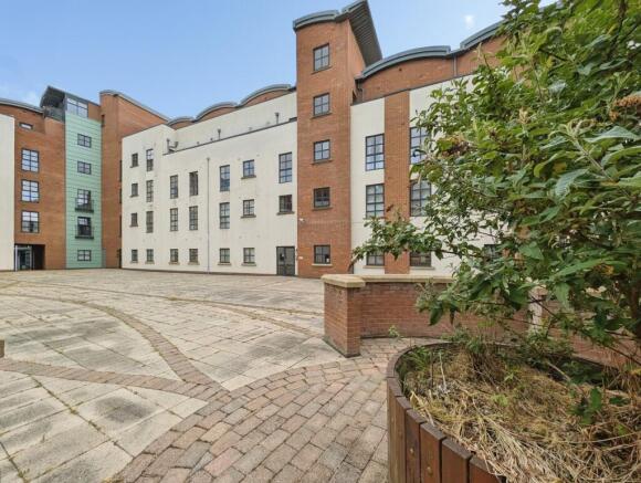 pbox-IMG.jpg