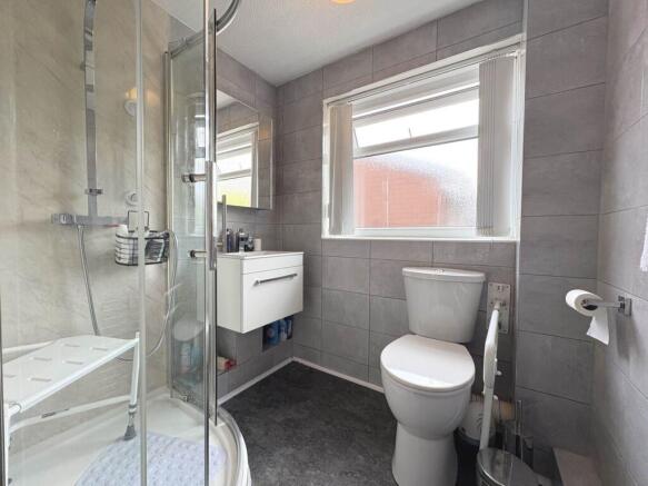 2 bed Bungalow for sale Image 9