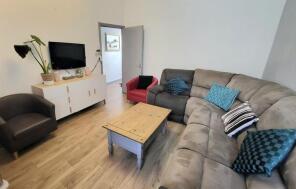 27, Redruth Street, Manchester M14 7PX