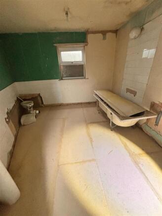 2 bed Terraced for sale Image 9
