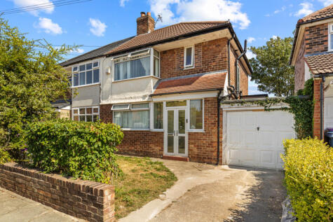 Layton Road, Liverpool, L25