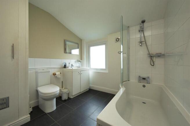 20 Meadow St 0318.jpg