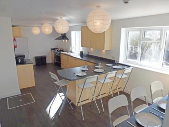 Kitchen main
