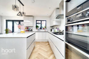 27, Derwent Drive, Hayes UB4 8DR