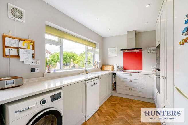 3 bed Bungalow for sale Image 4