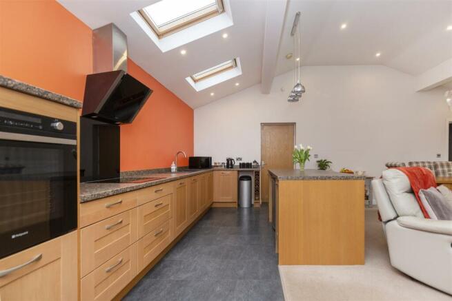Bramleys Estate Agents - Bradley - Bradley Road (3