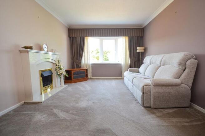 3 bed Detached Bungalow for sale Image 5