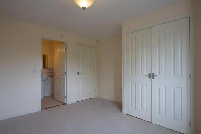22 Marle Close-5.jpg