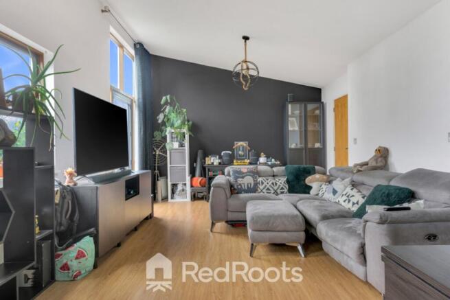 2 bed Apartment for sale Image 7