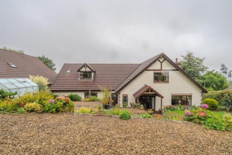 Henllys Village, Henllys, Cwmbran