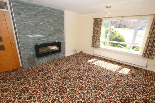 3 bed Detached Bungalow for sale Image 4