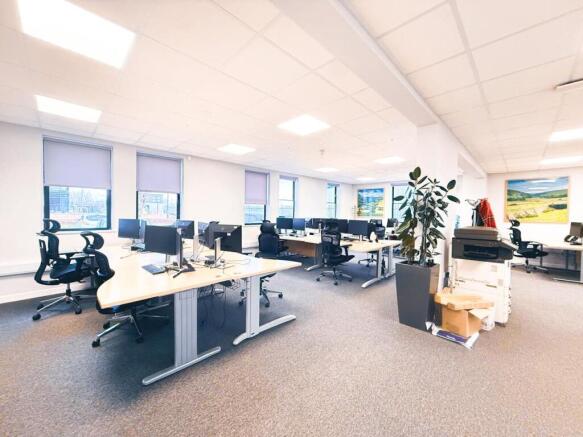 Farrow House_office to let_altrincham-14.jpg