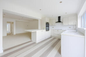 20, Bellhouse Road, Leigh-on-sea SS9 5NL