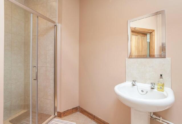 Downstairs Bathroom 