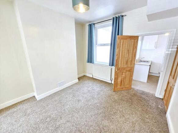 2 bed Terraced for sale Image 4