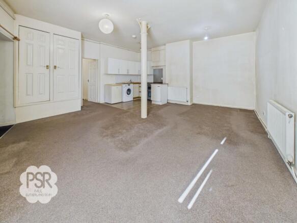 Lounge/ Kitchen/ Bedroom