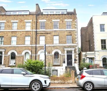 11(E) Aubert Park, Highbury, N5 1TL