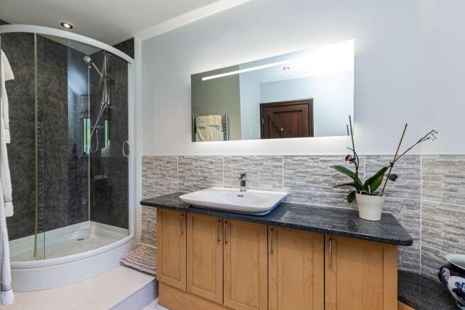 En-suite 3