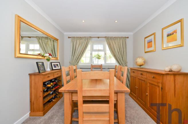 Dining Room.JPG