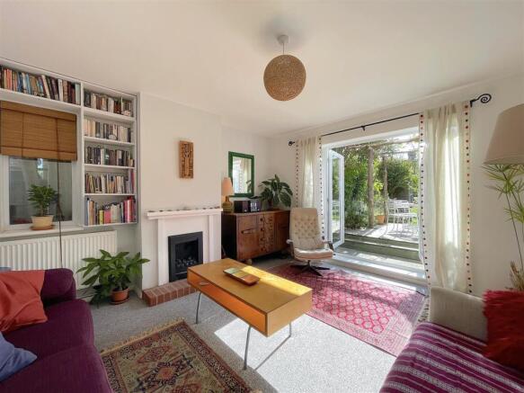 Living Room (1).jpeg