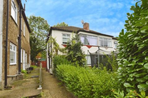 Chigwell Road, Woodford Green