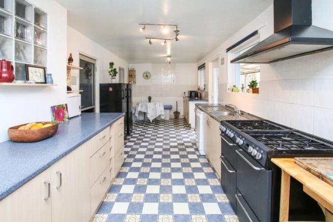 Kitchen/breakfast ro