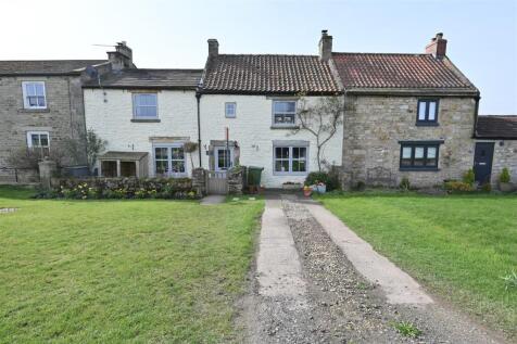 The green, Ravensworth, Richmond