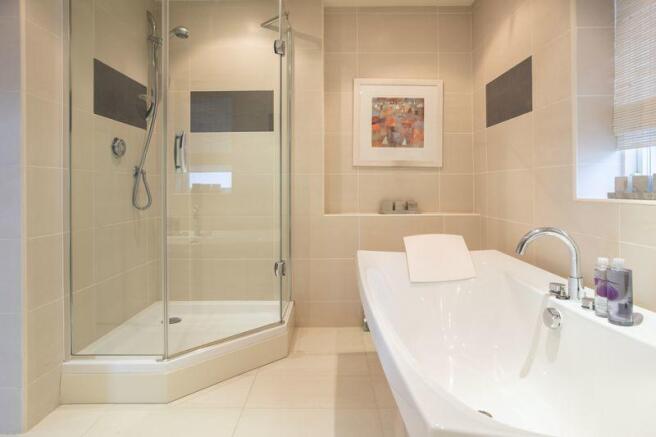 BED 1 ENSUITE