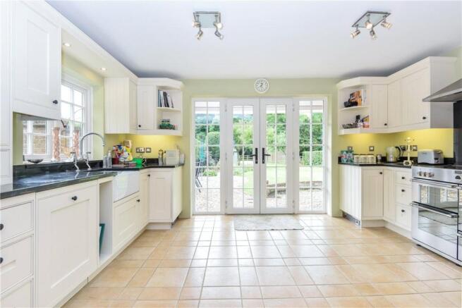 Kitchen/Breakfast Rm