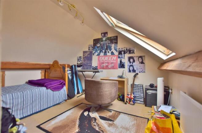 Loft room.jpg