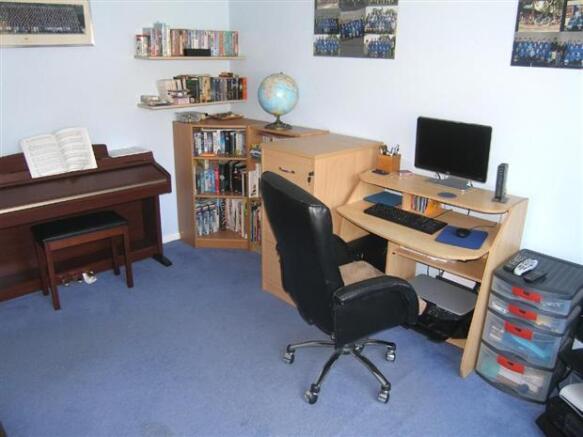 Photo 10