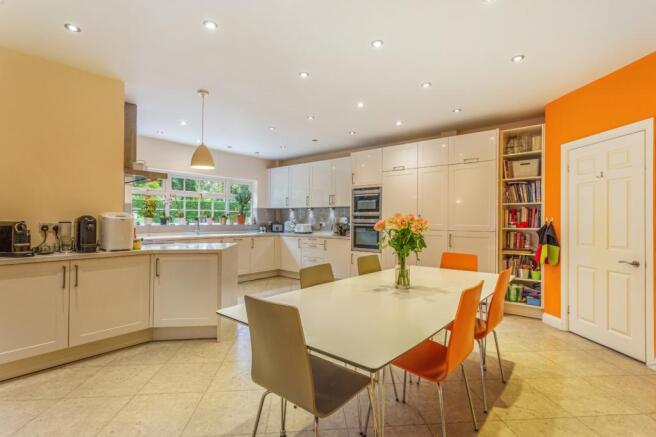 Kitchen/Breakfast
