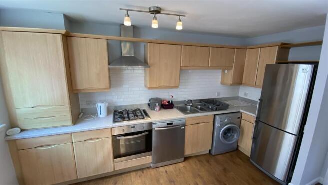 Lounge / Kitchen