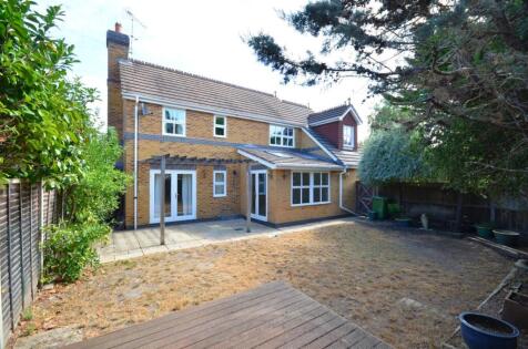 Theobalds Way, Frimley, GU16